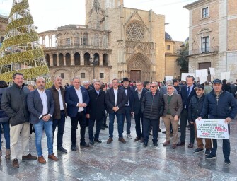 CONCENTRACIÓN EN DEFENSA DEL TRASVASE TAJO-SEGURA EN VALÈNCIA